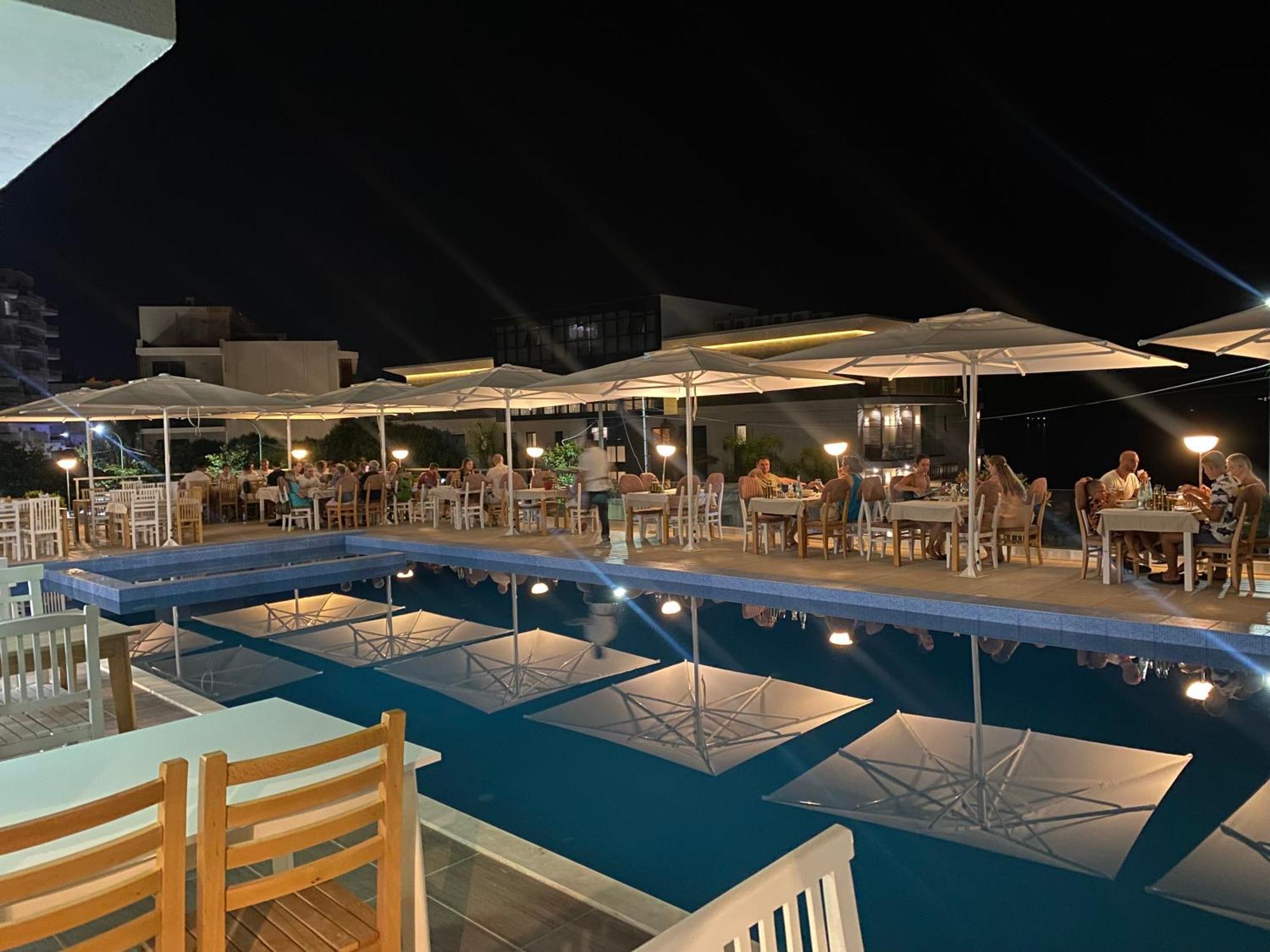 Matias Apartments Sarandë Exterior foto